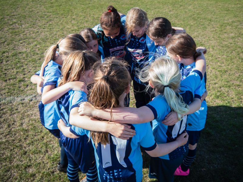 LMYFC Girls U10 huddle
